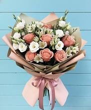 Букет цветов из:  Розы, Альстромерии и Лизиантусы в Иня