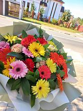 Букет цветов из:  Герберы #REPLACE_PRED# Иня