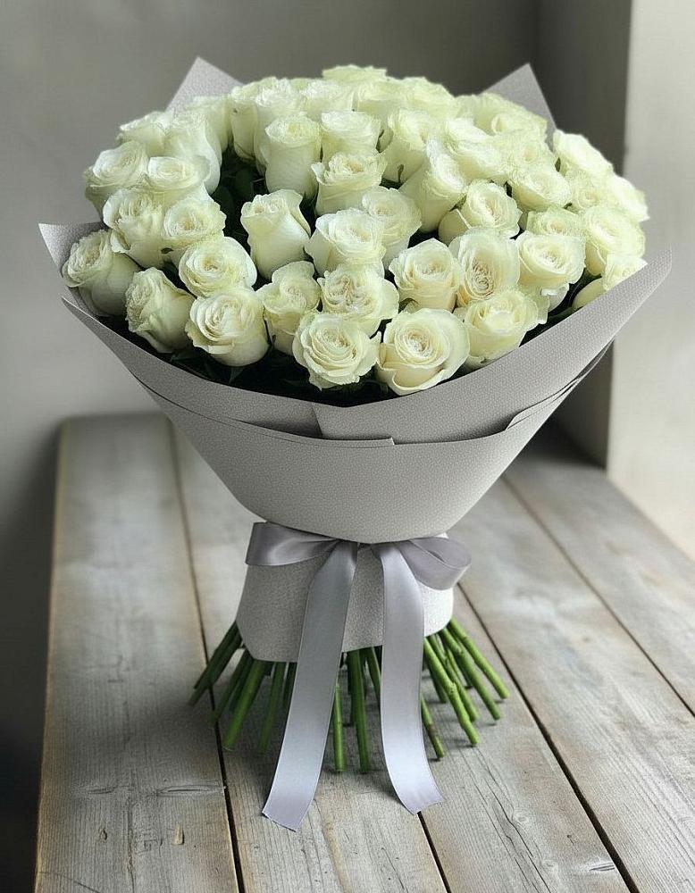 Букет 35 Белых роз в Иня
