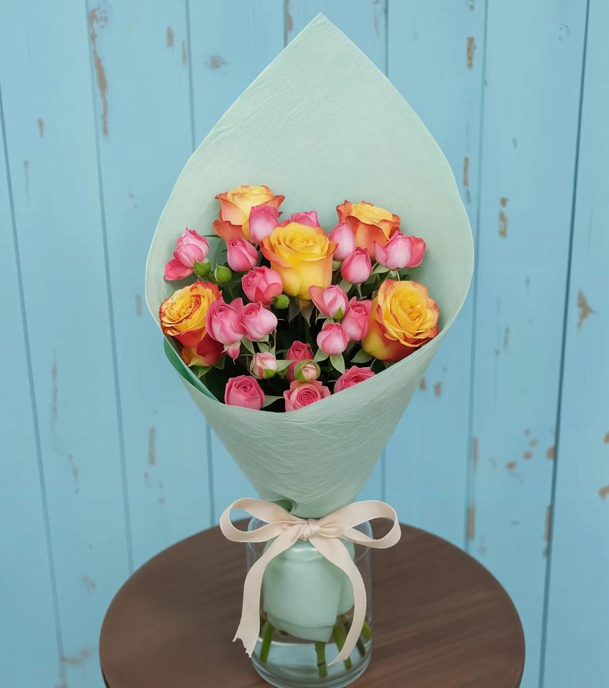 Букет цветов из: Розы в Иня