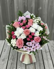 Букет цветов из:  Альстромерии, Гвоздики, Розы и Хризантемы #REPLACE_PRED# Иня