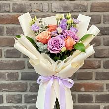 Букет цветов из:  Лизиантусы и Розы #REPLACE_PRED# Иня