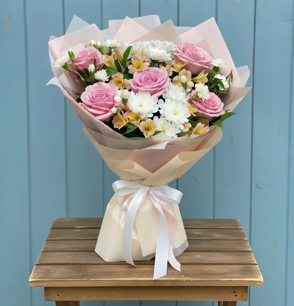 Букет цветов из: Гвоздики, Орхидеи и Розы в Иня