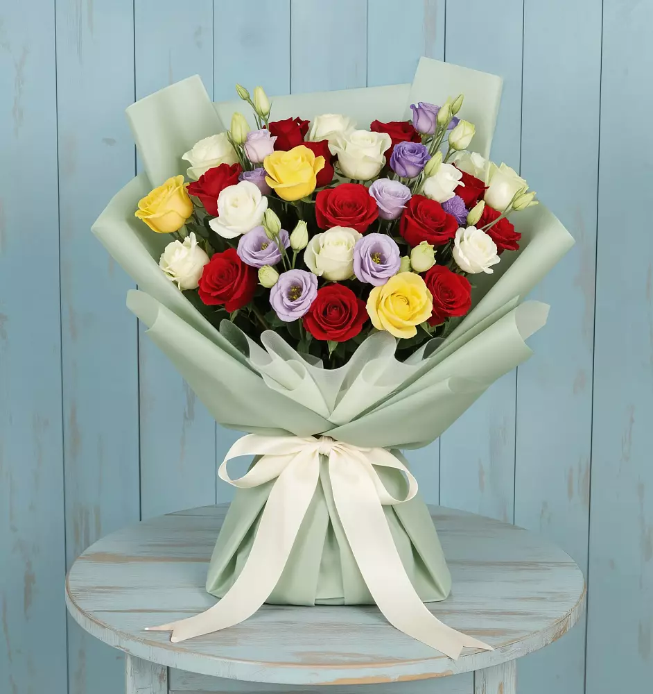 Букет цветов из: Розы в Иня